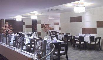 होटल Vesta International 4*