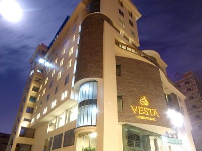Vesta International होटल 4*